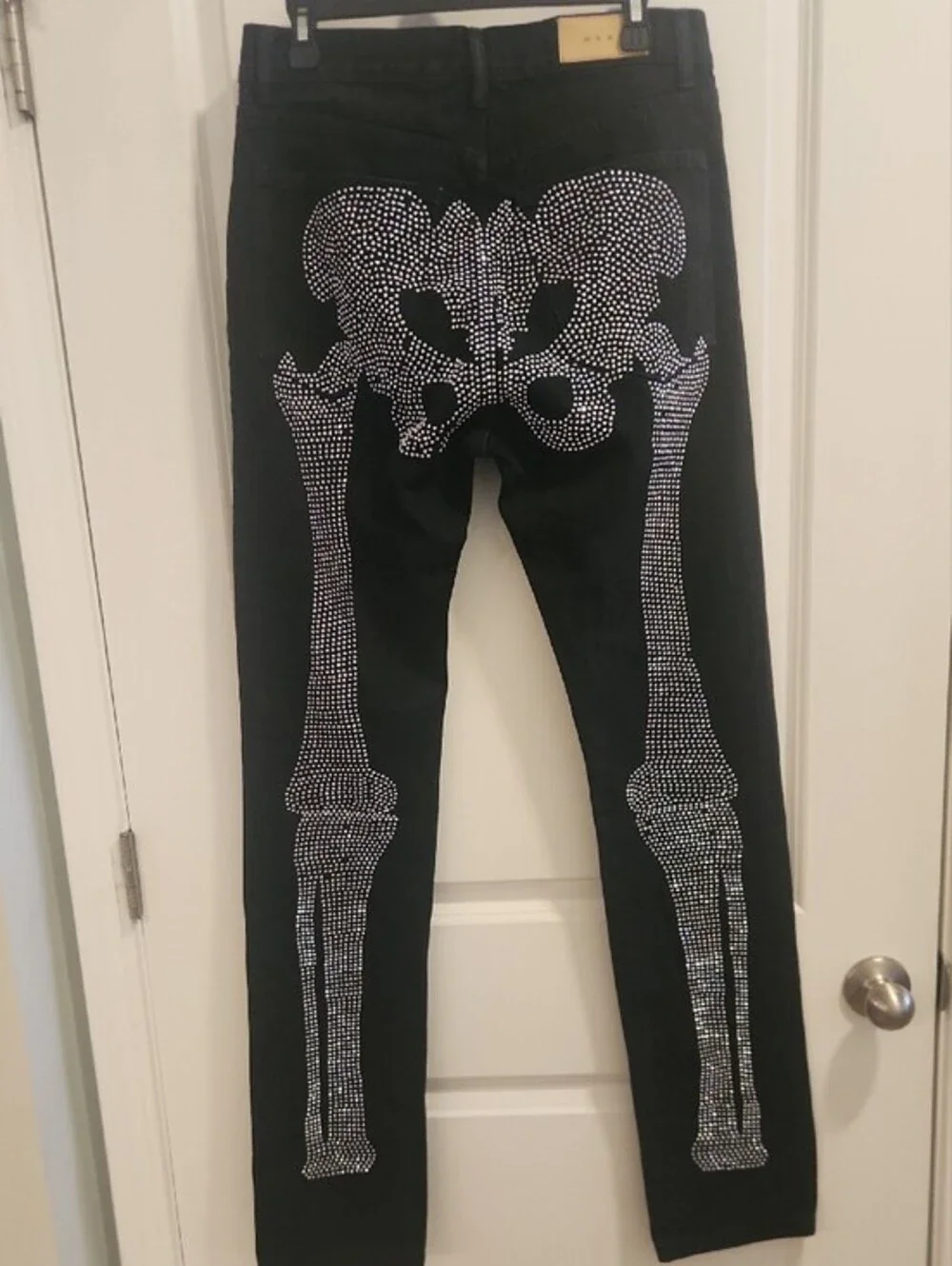 MNML stylish black